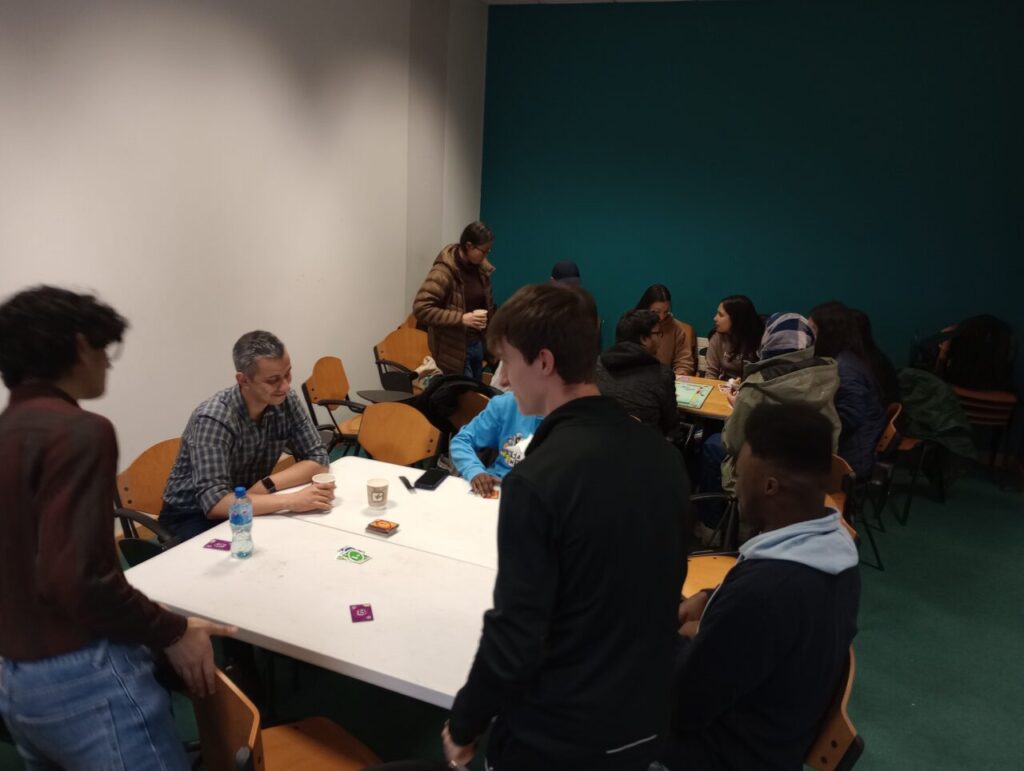Donuts & Games 27/04/23